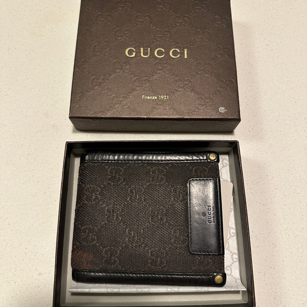 Gucci Leather Wallet